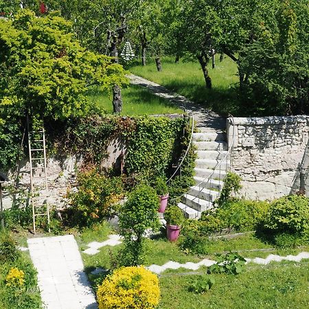Le Jardin Des Lys - Chambre D'Hote Ou Appartement La Roche-Posay Camera foto