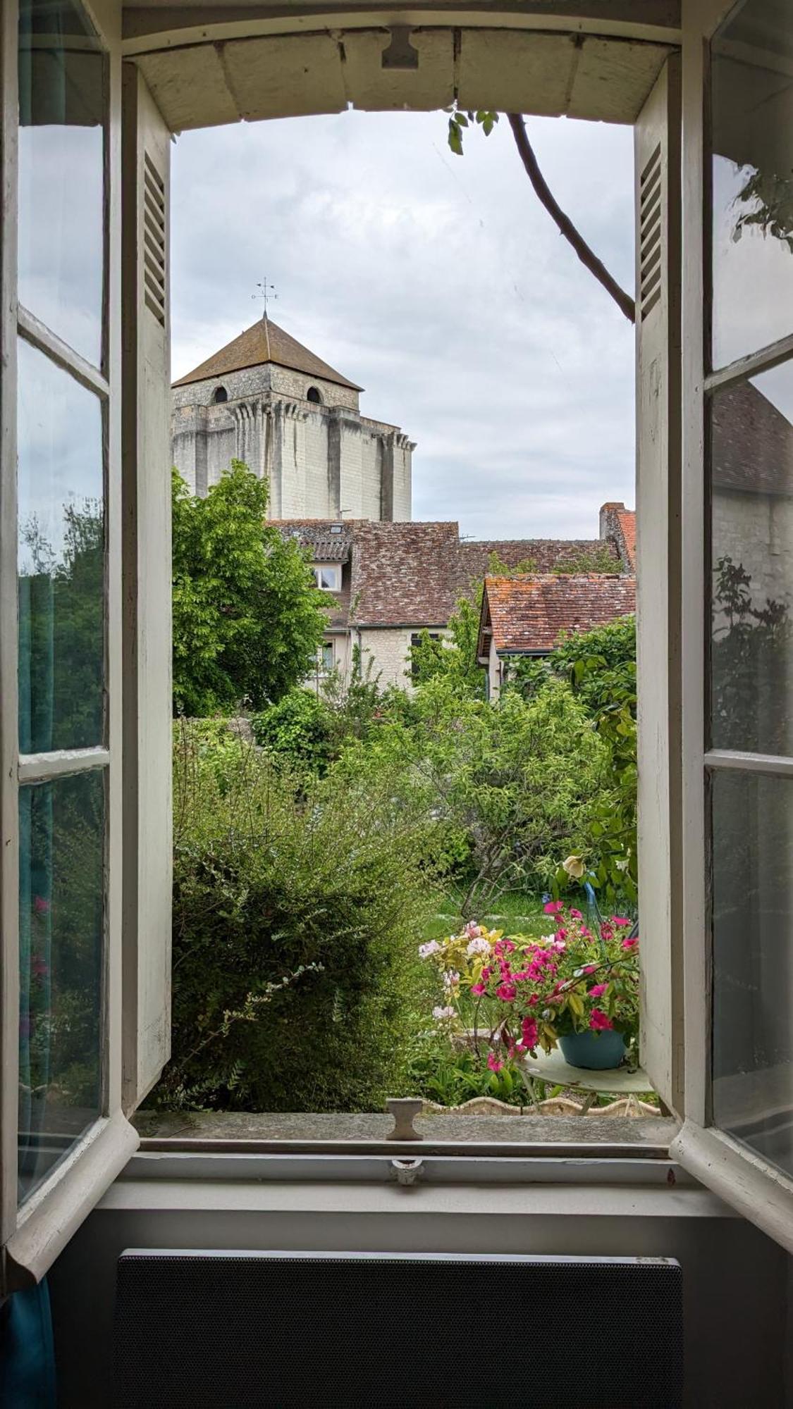 Le Jardin Des Lys - Chambre D'Hote Ou Appartement La Roche-Posay Camera foto